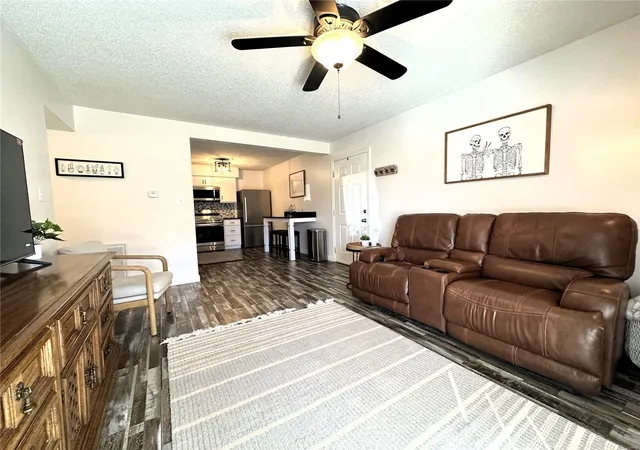 Photo 2 of Condo for sale at 134 Jubilee Hl Dr #B, Wildwood, MO 63040 | MLS# 24065864 | Listing updated on 2024-10-23