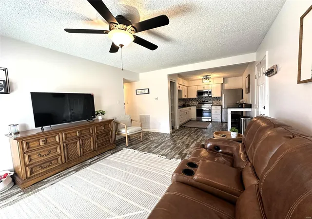 Photo 3 of Condo for sale at 134 Jubilee Hl Dr #B, Wildwood, MO 63040 | MLS# 24065864 | Listing updated on 2024-10-23
