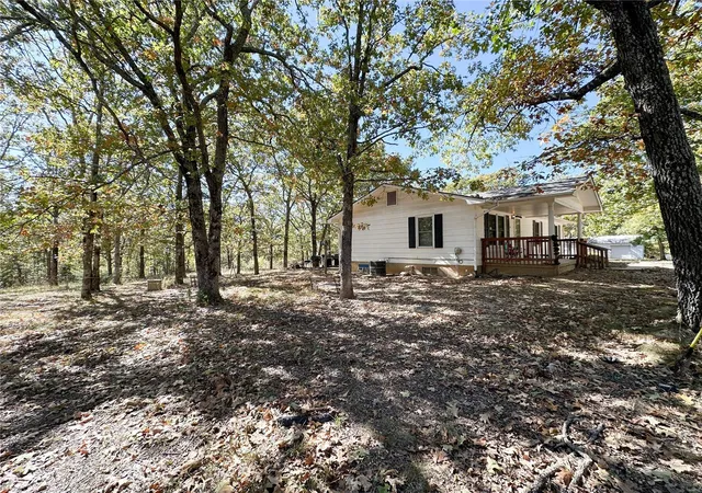 Photo 3 of Single family home for sale at 302 County Rd 3360, Salem, MO 65560 | MLS# 24066048 | Listing updated on 2024-12-02