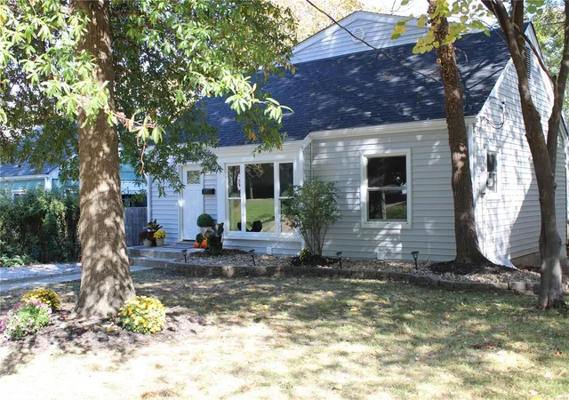 Photo 1 of Single family home for sale at 810 Evans Ave, Saint Louis, MO 63122 | MLS# 24066309 | Listing updated on 2024-11-11
