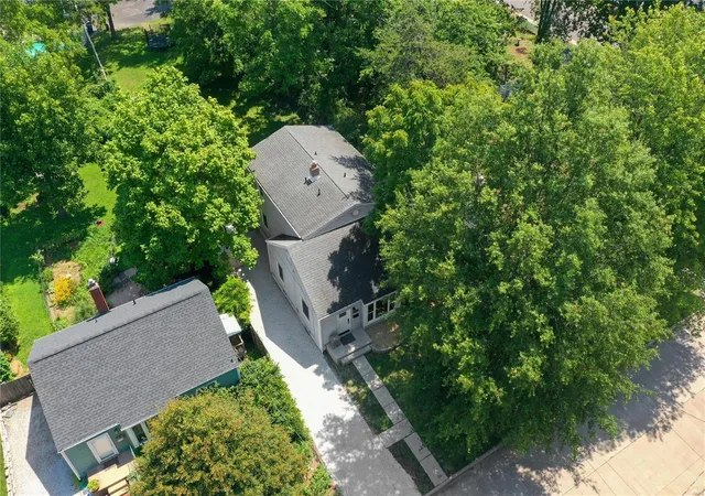 Photo 3 of Single family home for sale at 810 Evans Ave, Saint Louis, MO 63122 | MLS# 24066309 | Listing updated on 2024-11-11