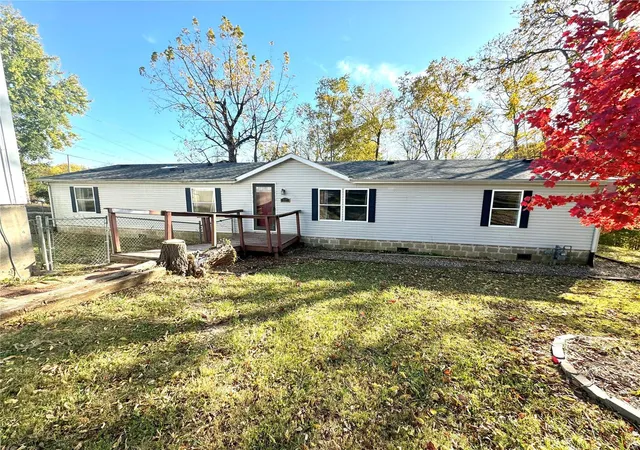 Photo 1 of Single family home for sale at 507 W Marion St, La Grange, MO 63448 | MLS# 24066638 | Listing updated on 2024-11-19