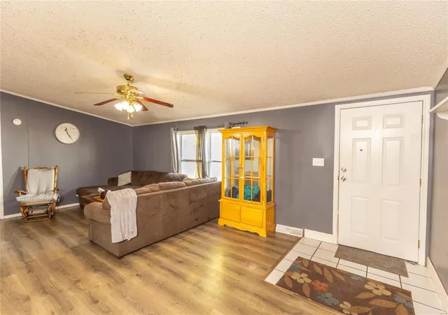 Photo 3 of Single family home for sale at 507 W Marion St, La Grange, MO 63448 | MLS# 24066638 | Listing updated on 2024-11-19