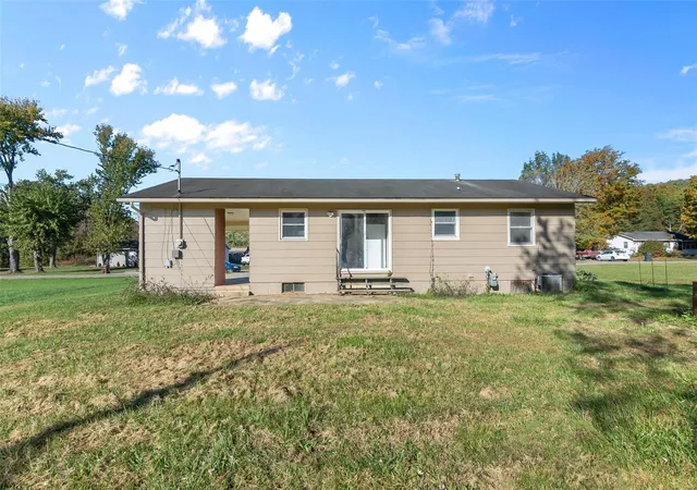 Photo 4 of Single family home for sale at 56 County Rd 39d, Ironton, MO 63650 | MLS# 24066747 | Listing updated on 2024-11-05