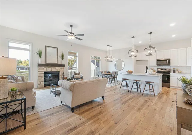 Photo 3 of Single family home for sale at 3 Valley Brooke Ct #3SJM, Washington, MO 63090 | MLS# 24066835 | Listing updated on 2024-10-26