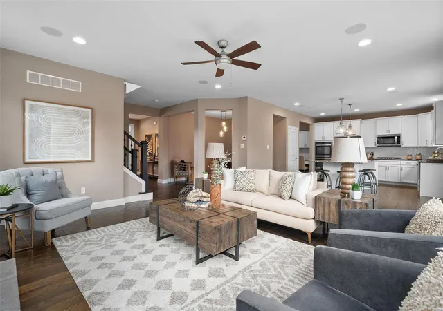 Photo 4 of Single family home for sale at 17100 Centaur Sta Dr, Wildwood, MO 63040 | MLS# 24066981 | Listing updated on 2024-11-27