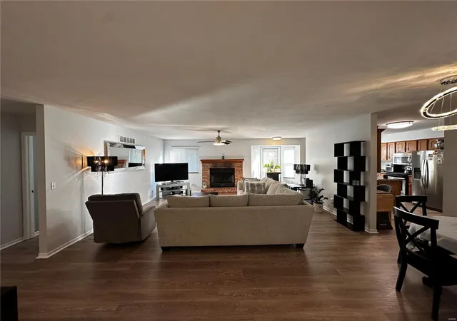 Photo 3 of Single family home for sale at 89 Hillside Meadows, Saint Charles, MO 63303 | MLS# 24067133 | Listing updated on 2024-12-12