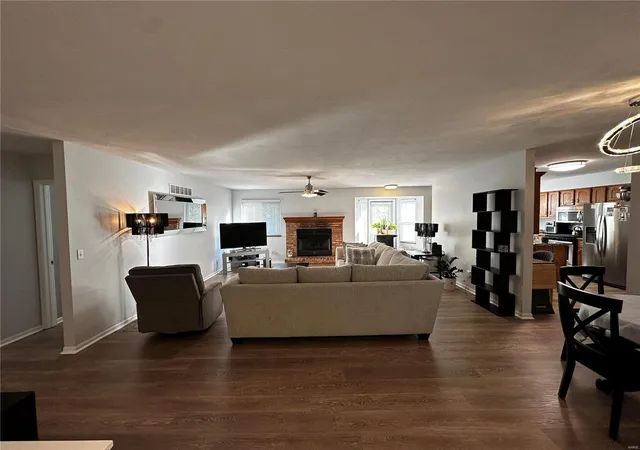 Photo 3 of Single family home for sale at 89 Hillside Meadows, Saint Charles, MO 63303 | MLS# 24067133 | Listing updated on 2024-12-12