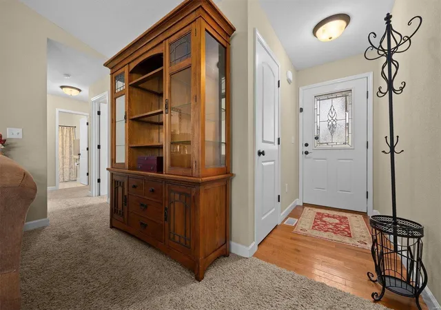 Photo 3 of Single family home for sale at 820 Pacific Xing Dr, O Fallon, IL 62269 | MLS# 24067514 | Listing updated on 2024-11-18