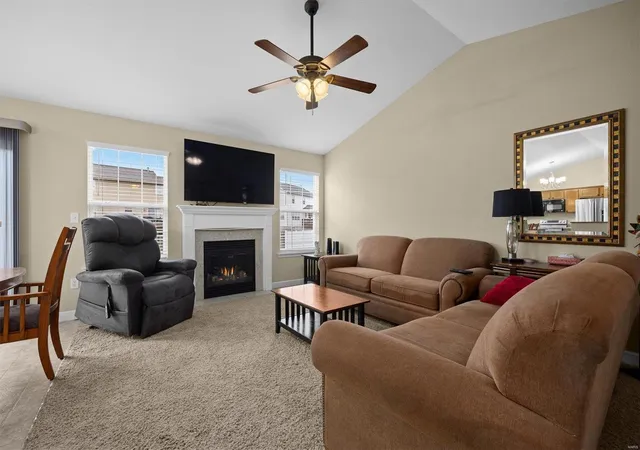 Photo 4 of Single family home for sale at 820 Pacific Xing Dr, O Fallon, IL 62269 | MLS# 24067514 | Listing updated on 2024-11-18