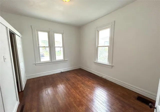 Photo 3 of Single family home for sale at 318 S 16th Street, Belleville, IL 62220 | MLS# 24067654 | Listing updated on 2024-12-15