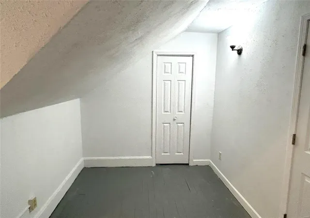 Photo 4 of Single family home for sale at 318 S 16th Street, Belleville, IL 62220 | MLS# 24067654 | Listing updated on 2024-12-15