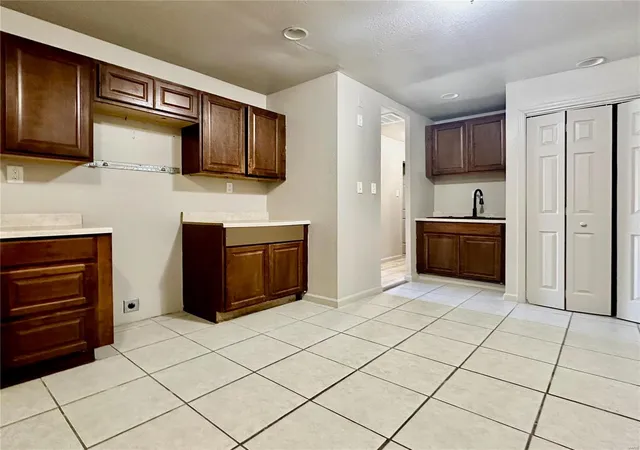 Photo 1 of Single family home for sale at 45 Delores Dr, East Saint Louis, IL 62206 | MLS# 24067851 | Listing updated on 2024-11-28