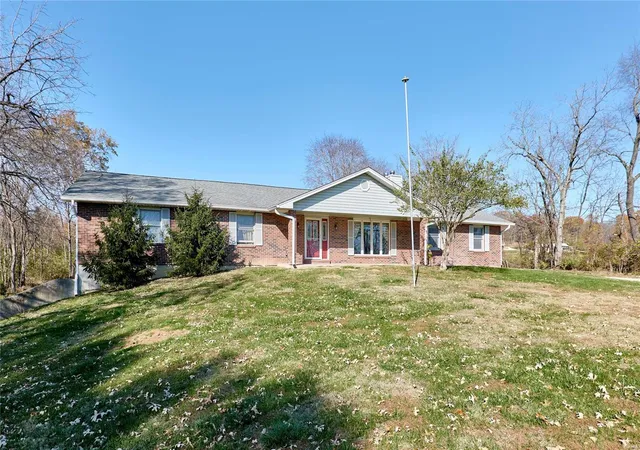 Photo 2 of Single family home for sale at 977 Page Branch Rd, Elsberry, MO 63343 | MLS# 24068647 | Listing updated on 2024-12-03