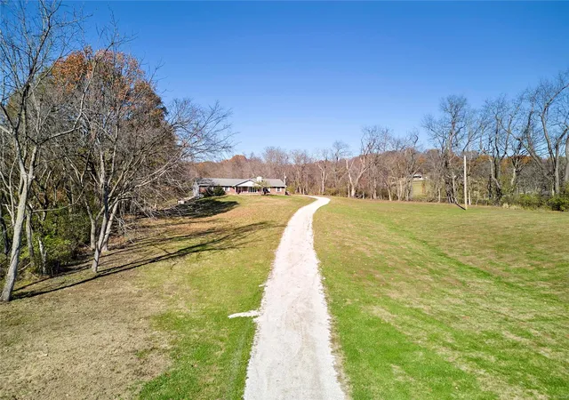 Photo 3 of Single family home for sale at 977 Page Branch Rd, Elsberry, MO 63343 | MLS# 24068647 | Listing updated on 2024-12-03