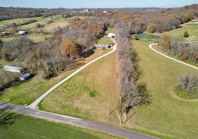 Photo 58 of Single family home for sale at 977 Page Branch Rd, Elsberry, MO 63343 | MLS# 24068647 | Listing updated on 2024-12-03