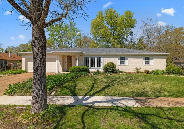 Photo 1 of Single family home for sale at 707 Big Bnd Woods Dr, Manchester, MO 63021 | MLS# 24069249 | Listing updated on 2025-04-24