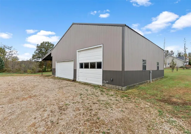 Photo 3 of Single family home for sale at 16815 Augusta Dr, Glenallen, MO 63751 | MLS# 24069738 | Listing updated on 2024-12-09