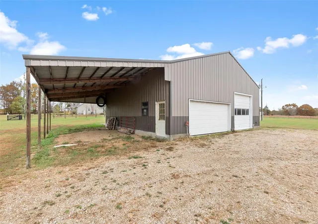 Photo 3 of Single family home for sale at 16815 Augusta Dr, Glenallen, MO 63751 | MLS# 24069738 | Listing updated on 2024-12-09