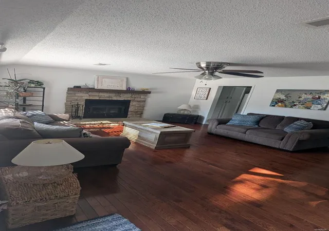 Photo 4 of Single family home for sale at 609 Fox Crk Rd, Rolla, MO 65401 | MLS# 24069847 | Listing updated on 2024-12-18