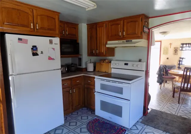 Photo 4 of Single family home for sale at 1592 Hwy J, Fredericktown, MO 63645 | MLS# 24070669 | Listing updated on 2024-11-20