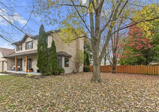 Photo 3 of Single family home for sale at 4030 Stonewall Ln, Belleville, IL 62221 | MLS# 24070939 | Listing updated on 2024-12-10