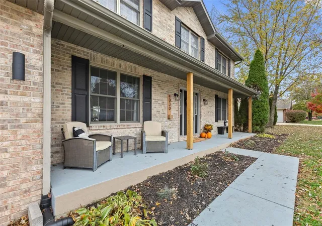 Photo 3 of Single family home for sale at 4030 Stonewall Ln, Belleville, IL 62221 | MLS# 24070939 | Listing updated on 2024-12-10