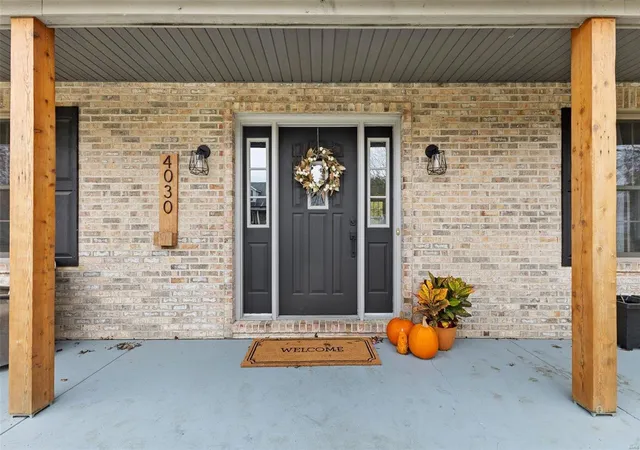 Photo 4 of Single family home for sale at 4030 Stonewall Ln, Belleville, IL 62221 | MLS# 24070939 | Listing updated on 2024-12-10