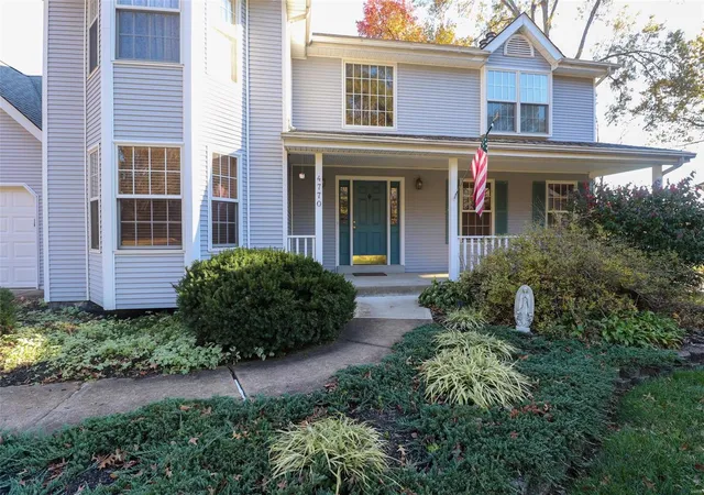 Photo 3 of Single family home for sale at 4770 Oakbrier Dr, Saint Louis, MO 63128 | MLS# 24071041 | Listing updated on 2024-12-08