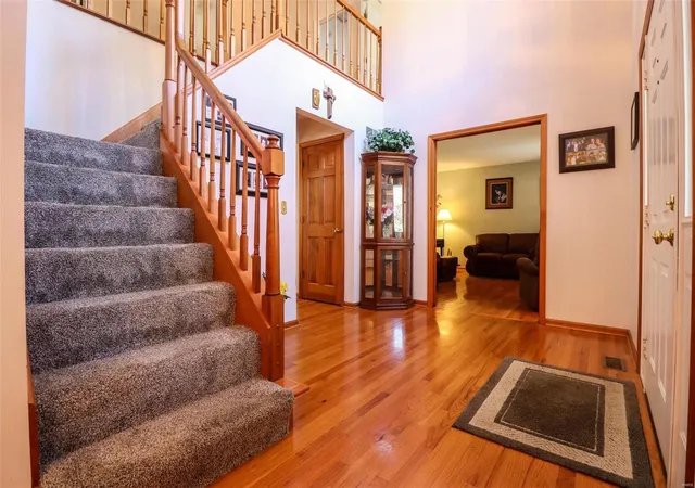 Photo 4 of Single family home for sale at 4770 Oakbrier Dr, Saint Louis, MO 63128 | MLS# 24071041 | Listing updated on 2024-12-08