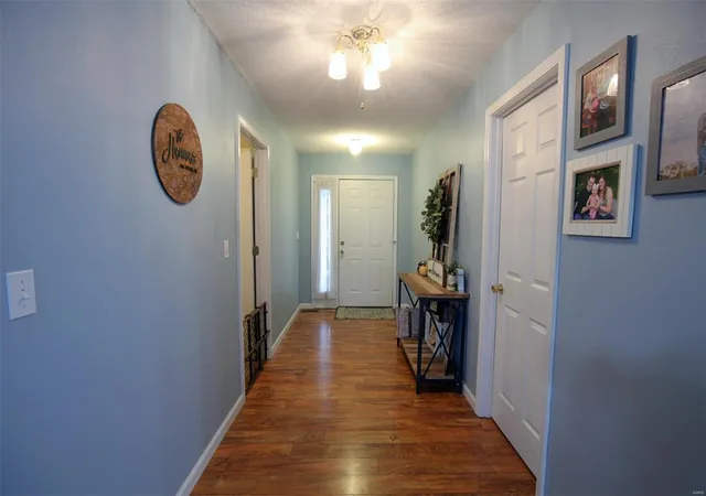 Photo 3 of Single family home for sale at 1402 Kweit Ln, Greenville, IL 62246 | MLS# 24071259 | Listing updated on 2024-12-03
