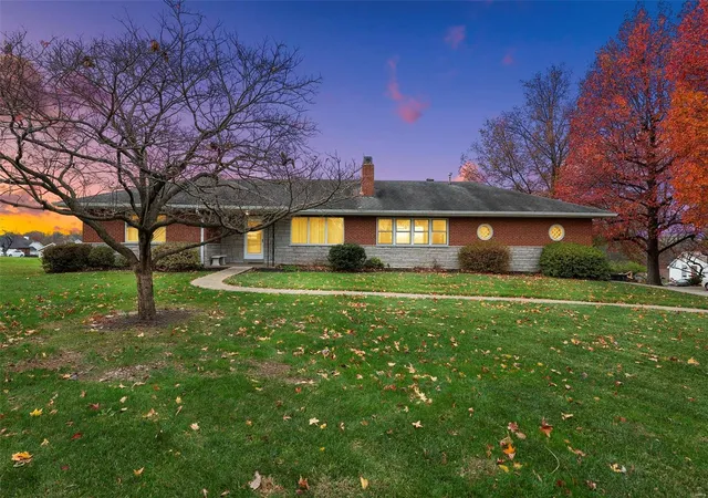 Photo 1 of Single family home for sale at 5052 Theiss Rd, Saint Louis, MO 63128 | MLS# 24071337 | Listing updated on 2024-12-02