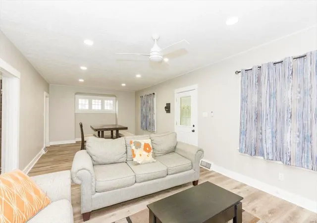 Photo 3 of Single family home for sale at 2665 Sims Ave, Saint Louis, MO 63114 | MLS# 24071417 | Listing updated on 2024-12-19