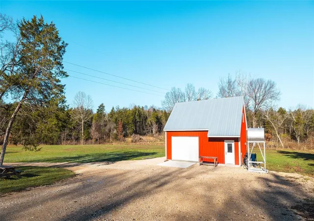 Photo 3 of House for sale at 12668 Webster Rd, Caledonia, MO 63631 | MLS# 24071447 | Listing updated on 2024-12-04