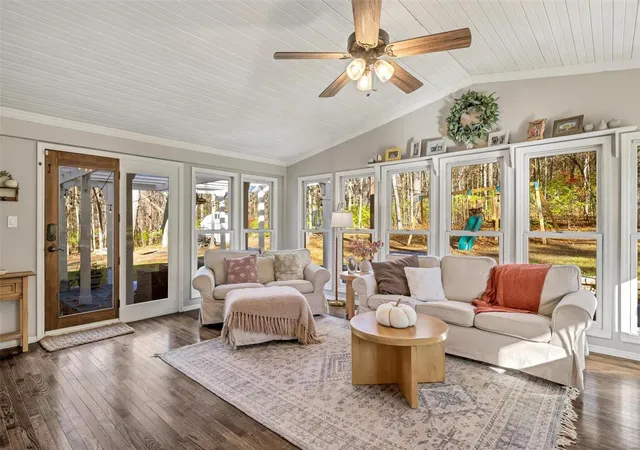 Photo 3 of Single family home for sale at 126 Shady Holw Dr, Eureka, MO 63025 | MLS# 24071562 | Listing updated on 2024-11-24