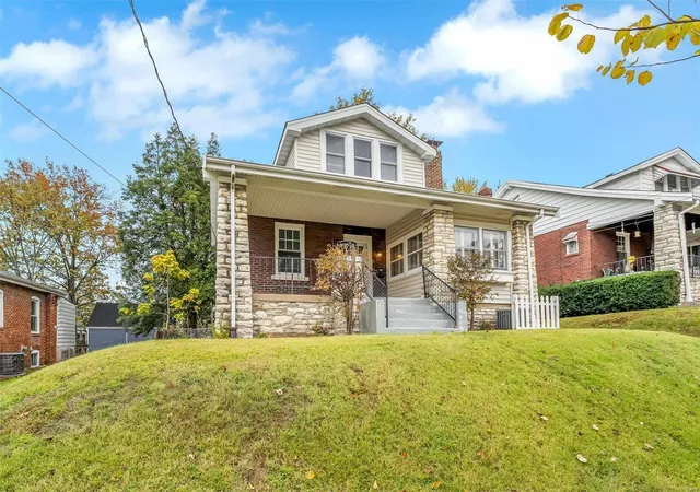 Photo 1 of Single family home for sale at 7421 Gayola Pl, Saint Louis, MO 63143 | MLS# 24071940 | Listing updated on 2024-12-09