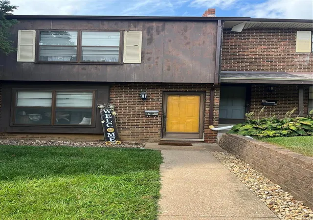 Condo for sale at 1229 N 17th Street #35, Belleville, IL 62226 | MLS# 24072017