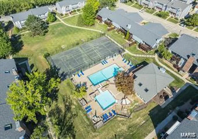Photo 1 of Townhouse for sale at 601 King Dr, Saint Charles, MO 63303 | MLS# 24072041 | Listing updated on 2024-11-24