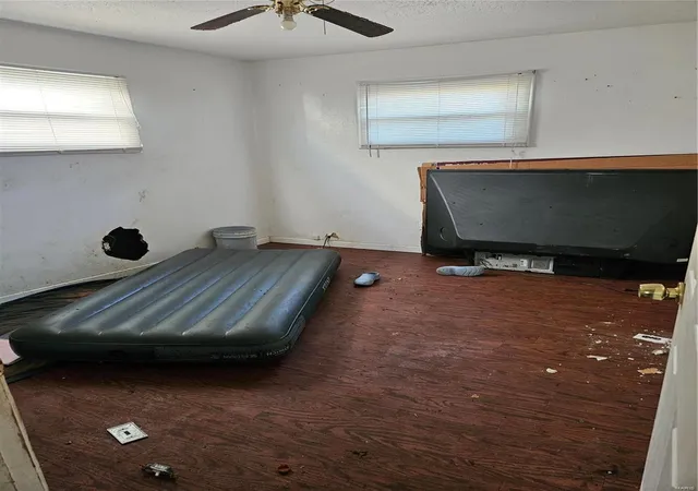 Photo 3 of Single family home for sale at 1711 Theodore Ln, East Saint Louis, IL 62206 | MLS# 24072198 | Listing updated on 2024-12-06