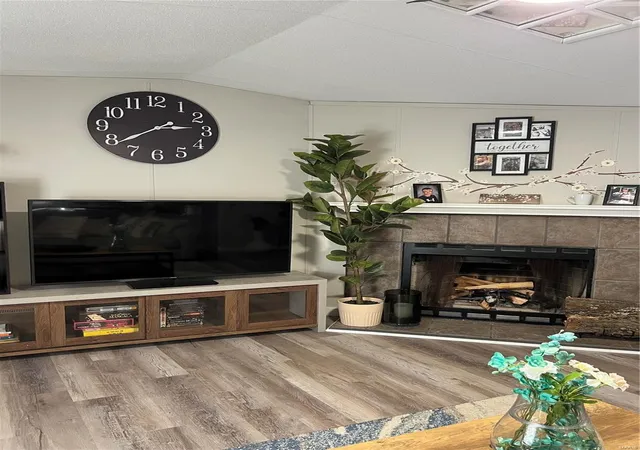 Photo 4 of Single family home for sale at 10 High Hl Ln, Festus, MO 63028 | MLS# 24072306 | Listing updated on 2024-12-11