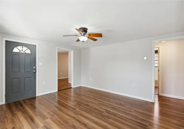 Photo 3 of Single family home for sale at 218 N Alexander, Farmington, MO 63640 | MLS# 24072576 | Listing updated on 2024-12-15