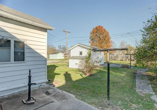 Photo 3 of Single family home for sale at 306 N 5th Street, Benld, IL 62009 | MLS# 24073132 | Listing updated on 2024-12-05