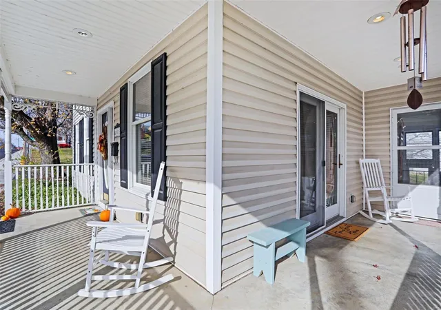 Photo 3 of Single family home for sale at 401 E 3rd Street, Washington, MO 63090 | MLS# 24073655 | Listing updated on 2024-12-13
