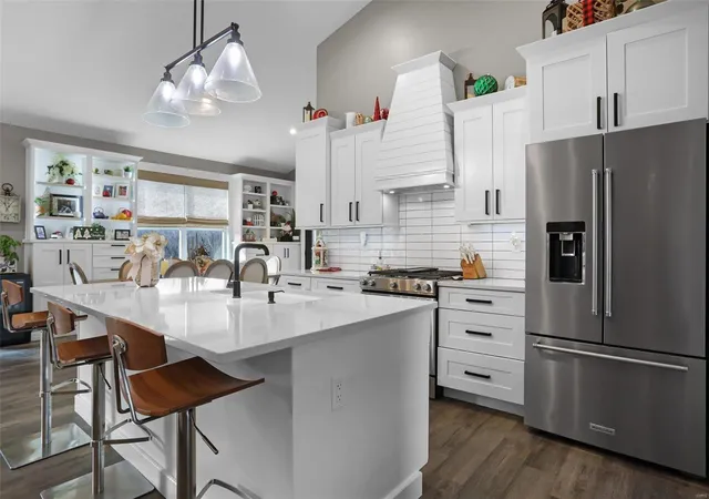 Photo 3 of Single family home for sale at 148 Stonebridge Xing Dr, Maryville, IL 62062 | MLS# 24074102 | Listing updated on 2024-12-18