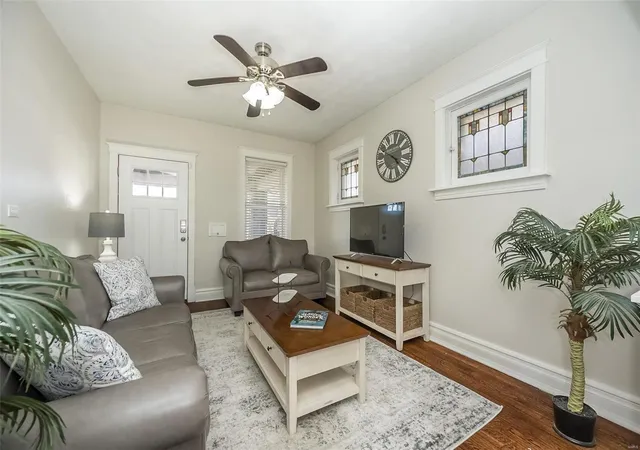 Photo 4 of Single family home for sale at 5556 Devonshire Ave, Saint Louis, MO 63109 | MLS# 24074701 | Listing updated on 2024-12-11