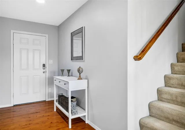 Photo 2 of Townhouse for sale at 4322 Bristol View Ct, Saint Louis, MO 63129 | MLS# 24074714 | Listing updated on 2024-12-16