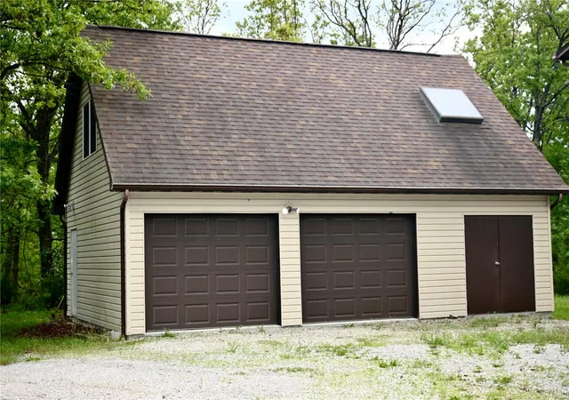 Photo 2 of Single family home for sale at 26 Gap Rd, Tunas, MO 65764 | MLS# 24074866 | Listing updated on 2025-05-07