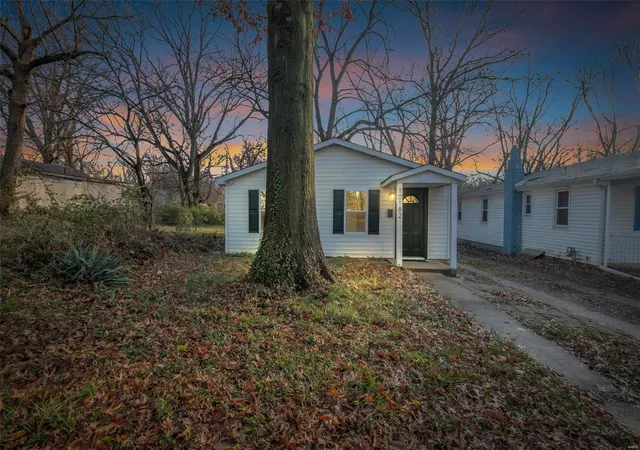 Photo 2 of Single family home for sale at 10182 Count Dr, Saint Louis, MO 63136 | MLS# 24074999 | Listing updated on 2024-12-18