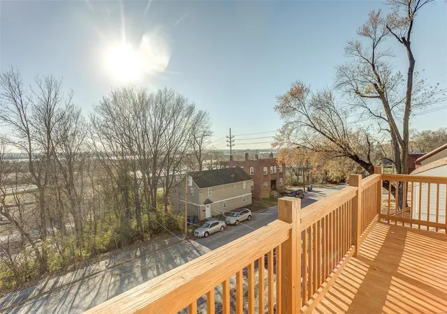 Photo 3 of Single family home for sale at 1212 E 4th Street, Alton, IL 62002 | MLS# 24075152 | Listing updated on 2025-03-19