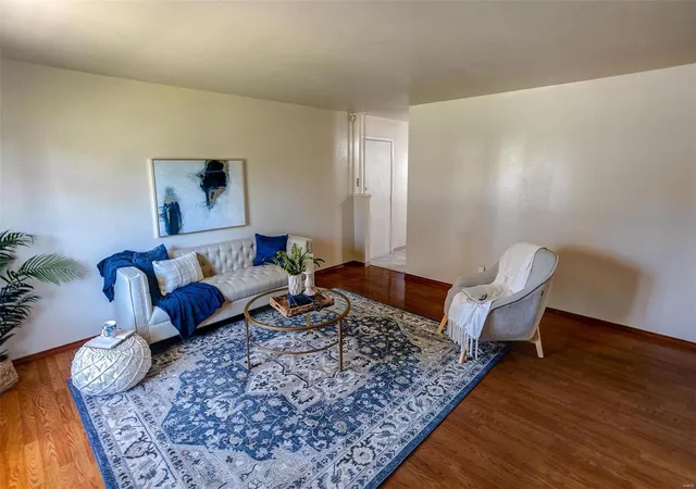 Photo 3 of Single family home for sale at 334 N 43rd Street, Belleville, IL 62226 | MLS# 24075257 | Listing updated on 2024-12-16